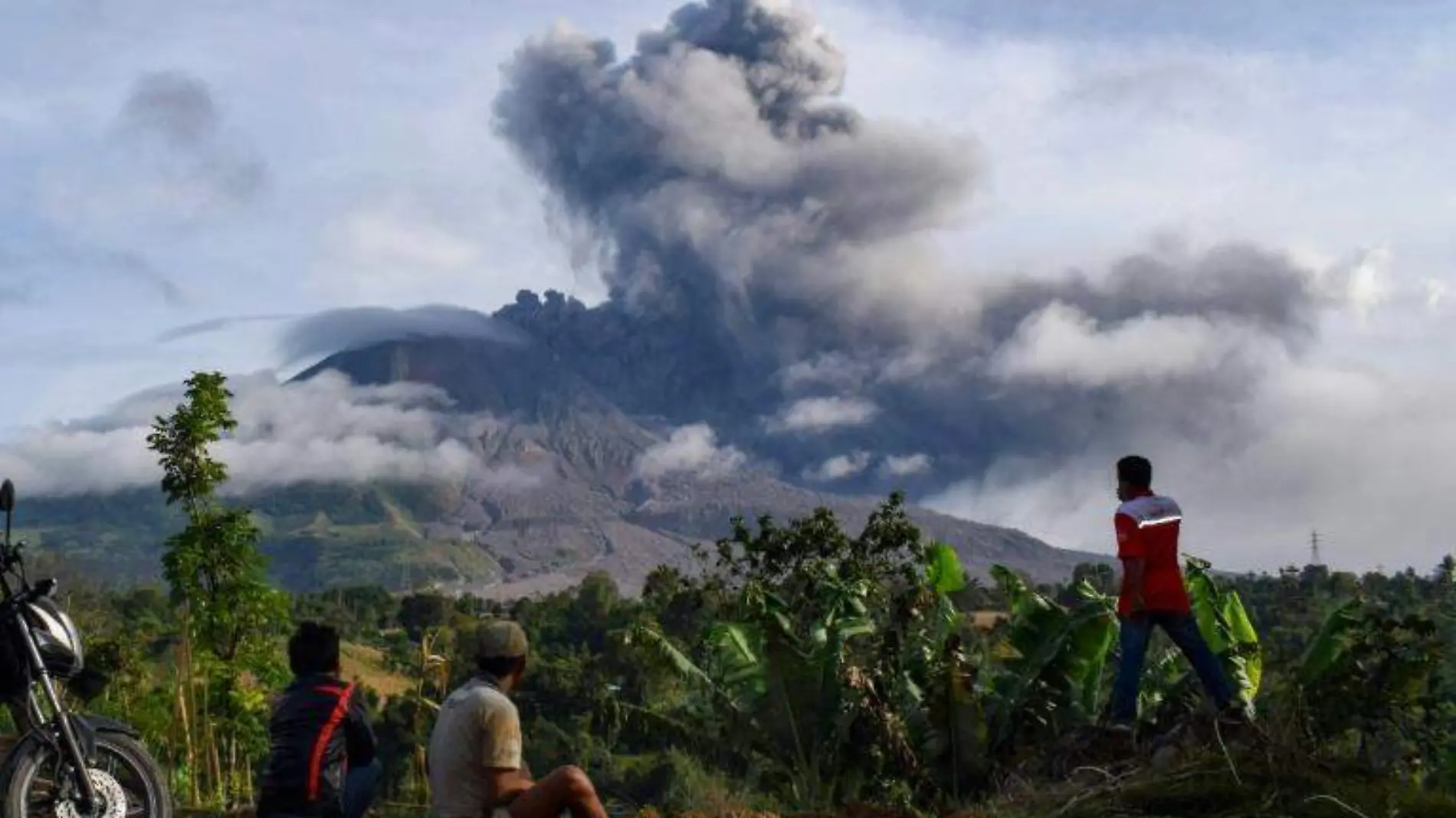 Volcán Indonesia-AFP